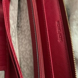 Michael kors leather wallet